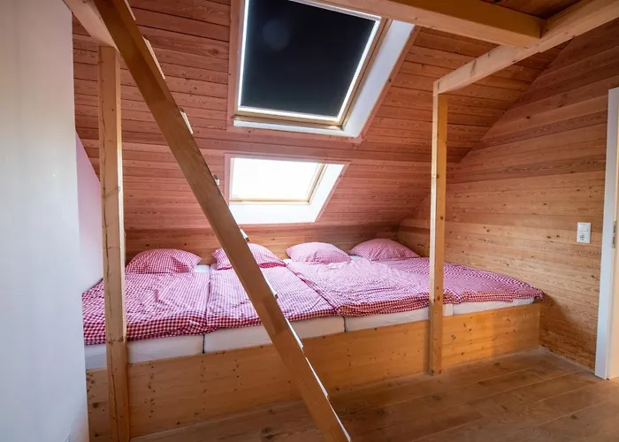 Glaadter Huette 度假居 Junkerath