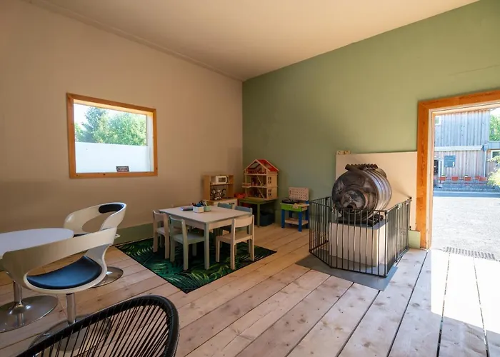 Glaadter Huette 度假居 Junkerath