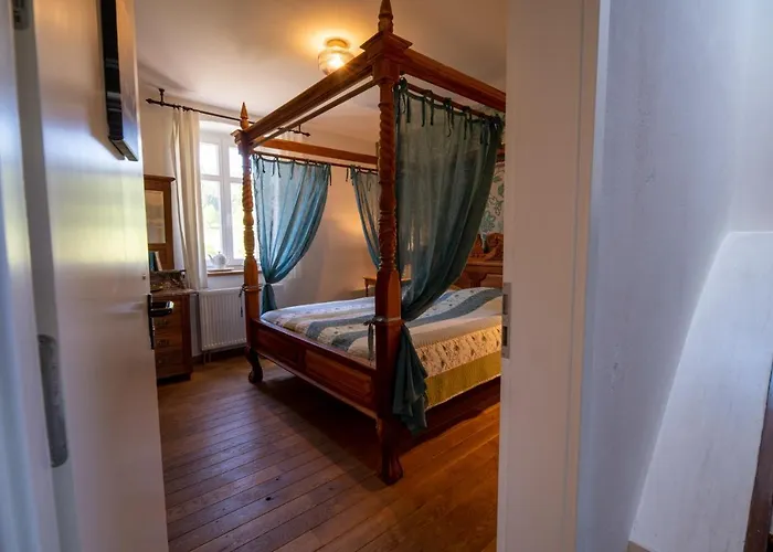 Glaadter Huette 度假居 *