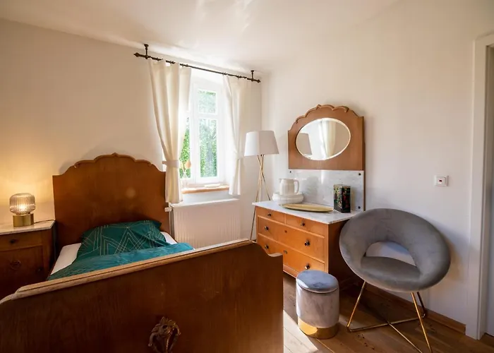 Glaadter Huette 度假居 *